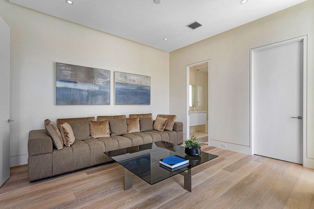 249 W Alexander Palm Road, Boca Raton, FL 33432