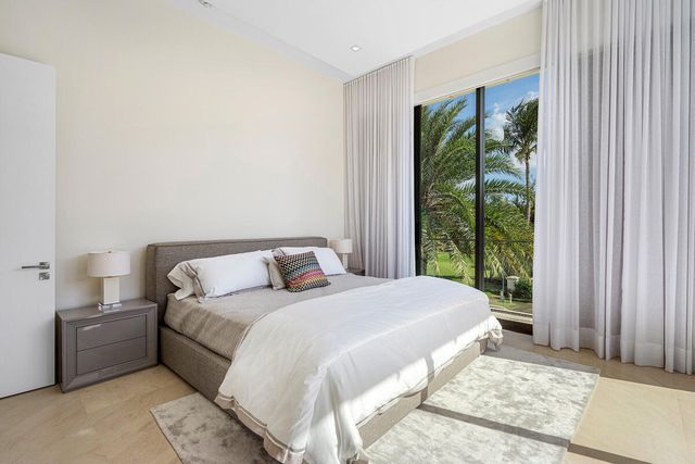 249 W Alexander Palm Road, Boca Raton, FL 33432