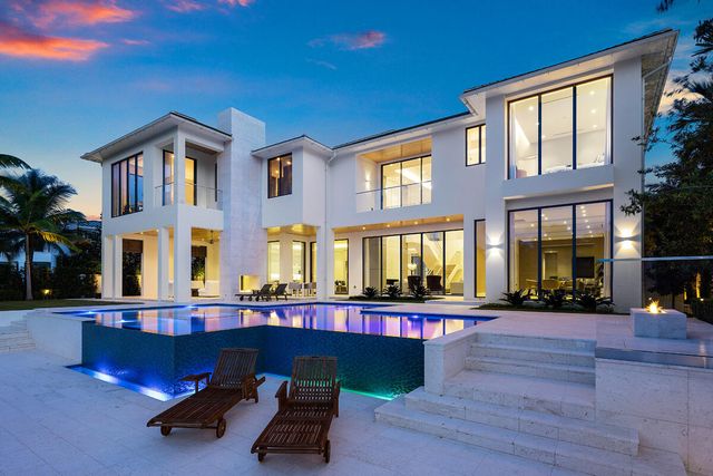 249 W Alexander Palm Road, Boca Raton, FL 33432