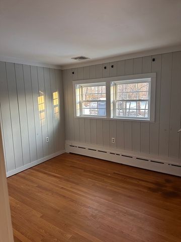 81 Town 2, Braintree, MA 02184