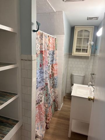 81 Town 2, Braintree, MA 02184