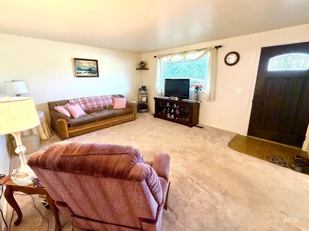 3920 N Maple Grove, Boise, ID 83704 photo 5