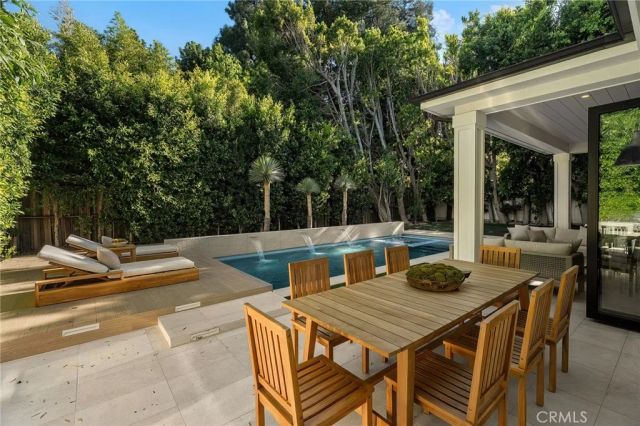 16130 Otsego Street, Encino, CA 91436