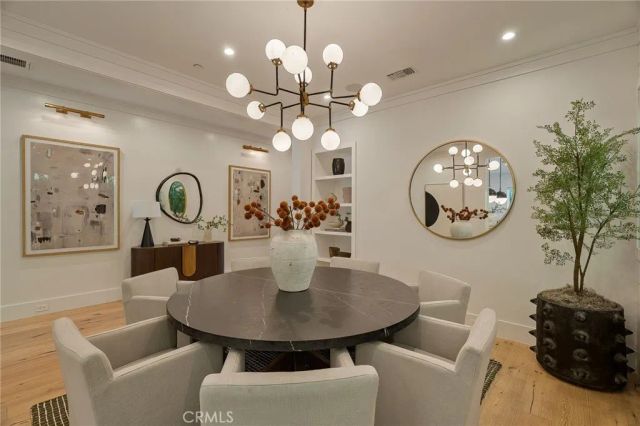 16130 Otsego Street, Encino, CA 91436