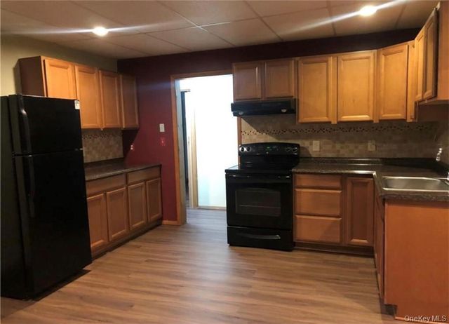2169 State Route 94, Salisbury Mills, NY 12577