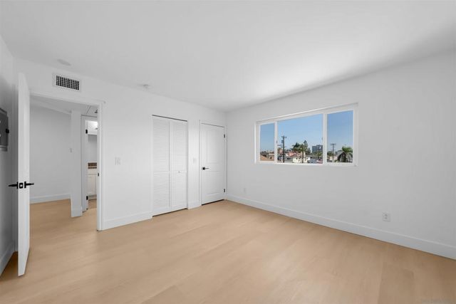 1030 Robinson Ave 202, San Diego, CA 92103
