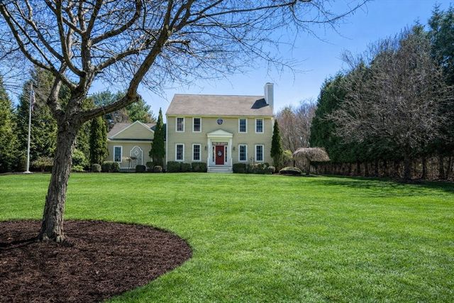 1769 Smith St, Dighton, MA 02715