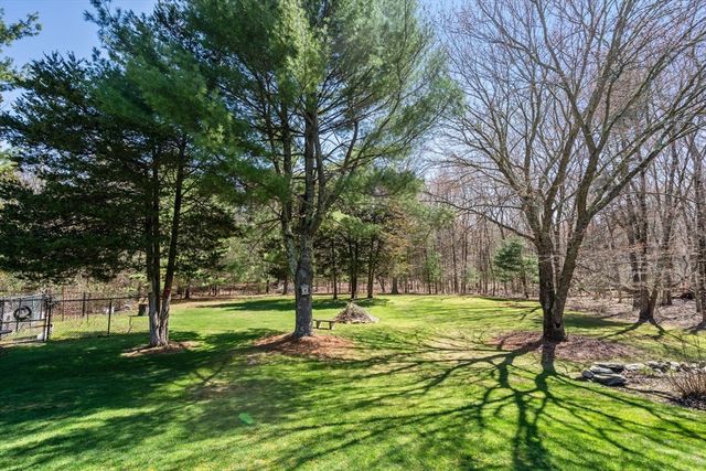 1769 Smith St, Dighton, MA 02715