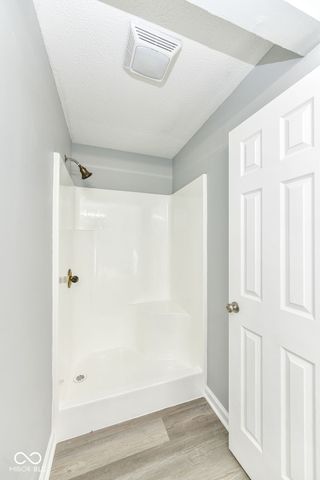 435 Southlane Drive, Whiteland, IN 46184