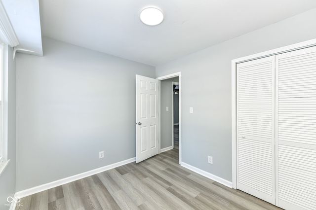 435 Southlane Drive, Whiteland, IN 46184