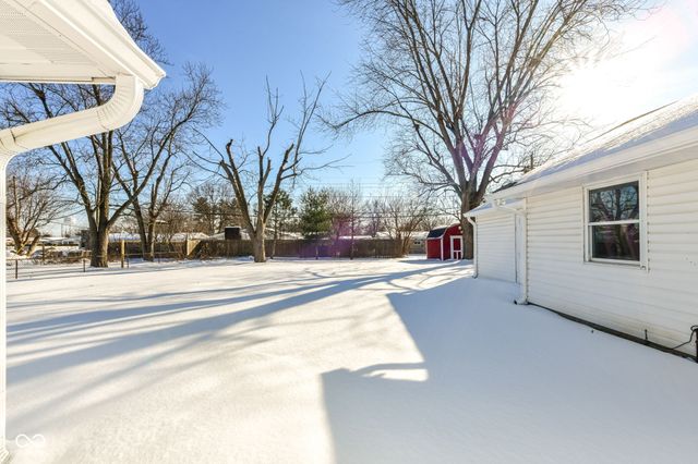 435 Southlane Drive, Whiteland, IN 46184