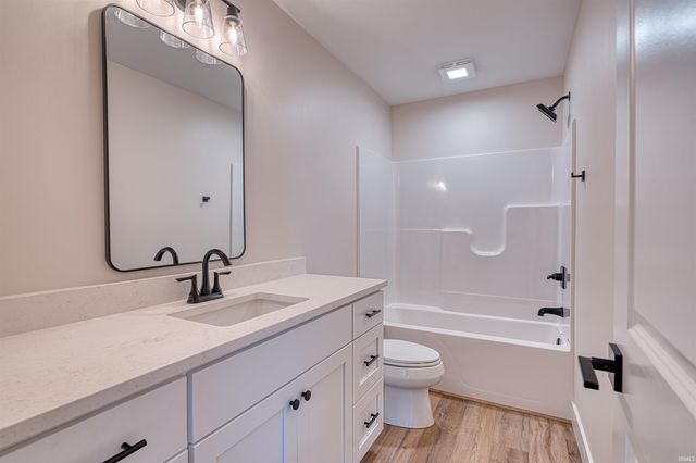 3032 Lucerne Avenue, Evansville, IN 47725