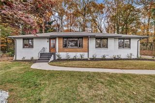 1306 Poplarcrest Cir SE, Atlanta, GA 30316