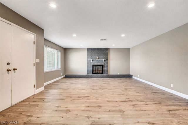 4367 South Mojave Road, Las Vegas, NV 89121