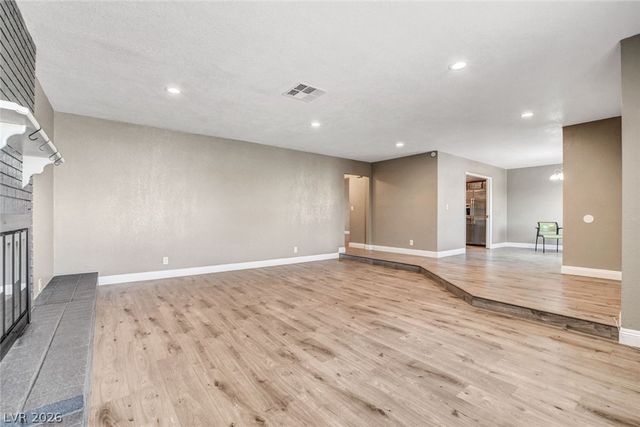 4367 South Mojave Road, Las Vegas, NV 89121