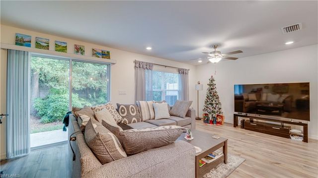 15100 Caspian Tern CT # 102, North Fort Myers, FL 33917