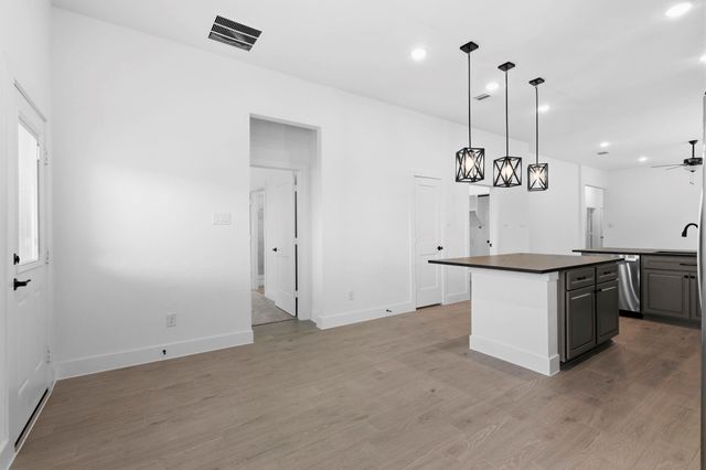 19319 Poppy Village Circle, Magnolia, TX 77355