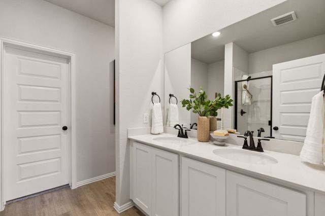 3509 Kingdom Drive, Denton, TX 76208