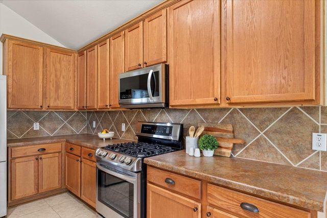 330 Canterbury DR, Austin, TX 78737