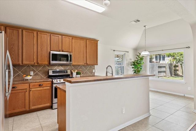 330 Canterbury DR, Austin, TX 78737