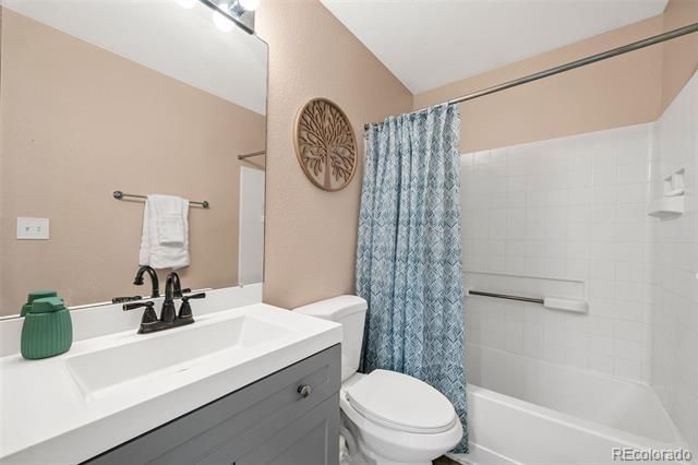 762 Mockingbird Lane, Brighton, CO 80601