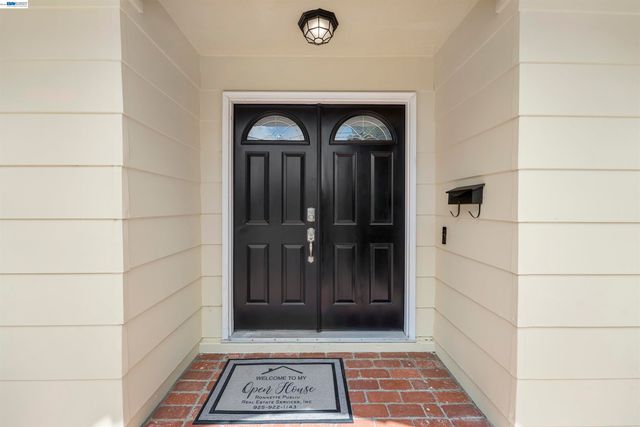 743 Ventura Dr, Pittsburg, CA 94565