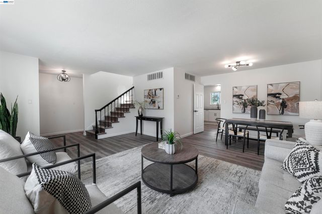 743 Ventura Dr, Pittsburg, CA 94565
