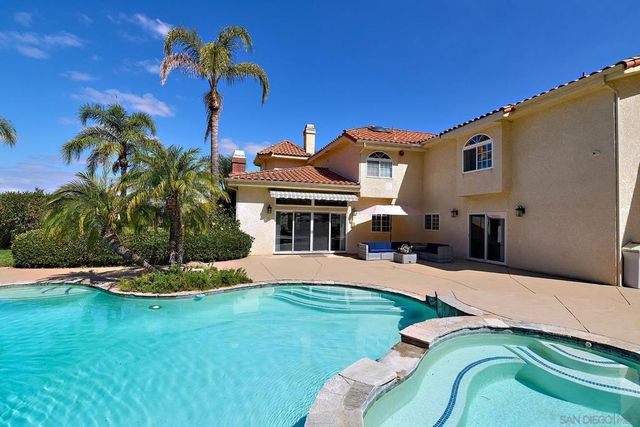 18151 Old Coach Rd, Poway, CA 92064