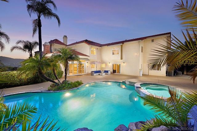 18151 Old Coach Rd, Poway, CA 92064