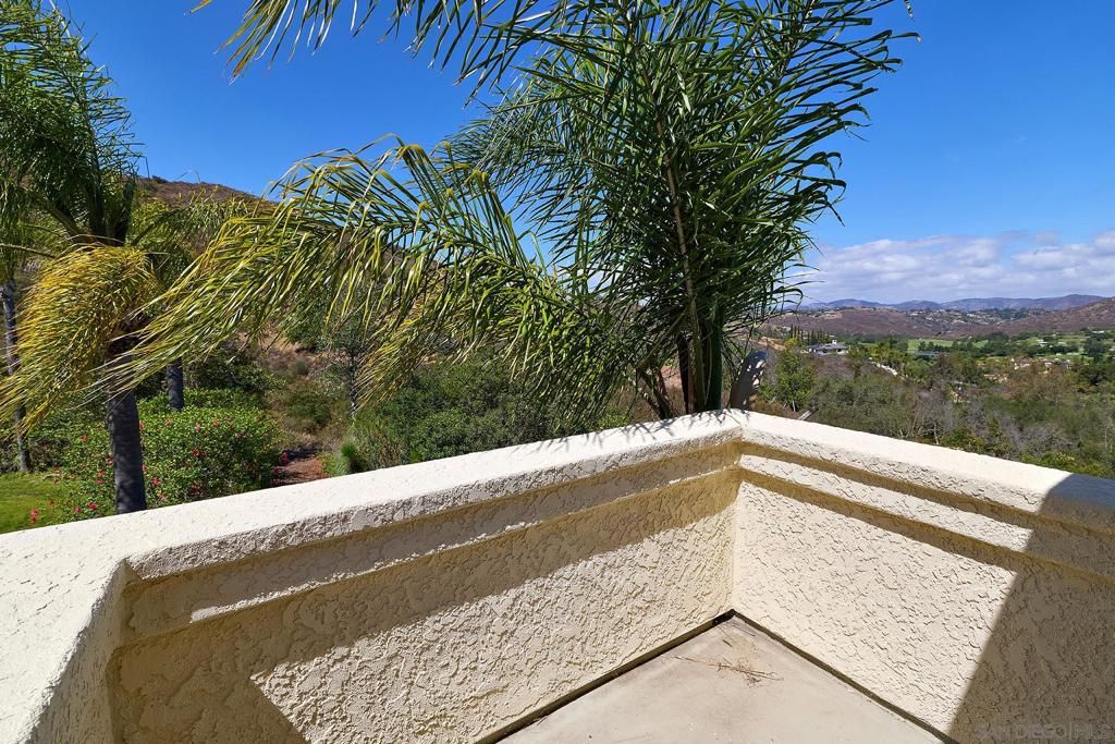 Image 27 of property listing at 18151 Old Coach Rd, Poway, CA 92064