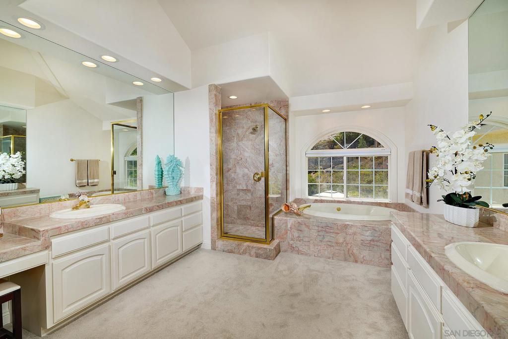 Image 28 of property listing at 18151 Old Coach Rd, Poway, CA 92064