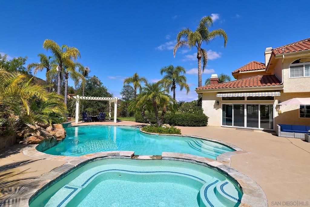 Image 39 of property listing at 18151 Old Coach Rd, Poway, CA 92064