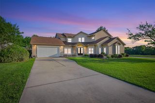 90 Greenview Street, Montgomery, TX 77356