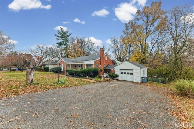 106 N 81st Street, Belleville, IL 62223