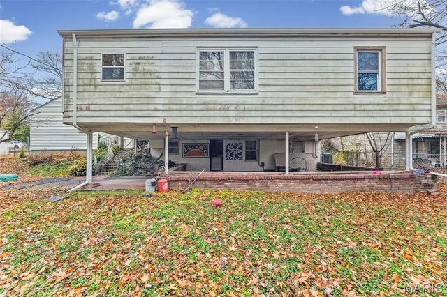 106 N 81st Street, Belleville, IL 62223