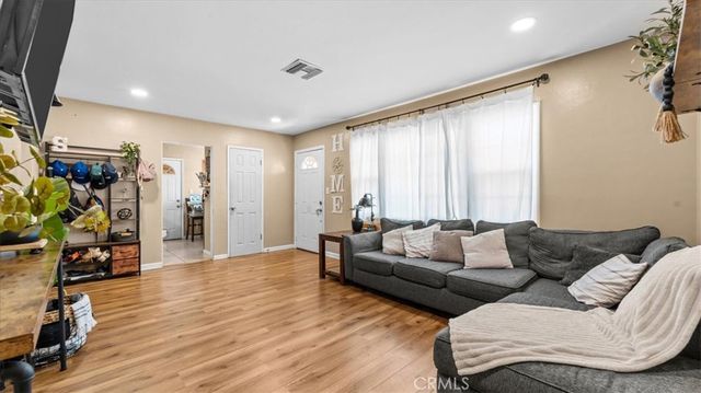 4111 Saint Paul Place, Riverside, CA 92504
