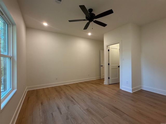 7166 Moonview Place, Benton, AR 72019