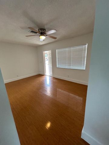 1984 SW 28th Lane A, Fort Lauderdale, FL 33312