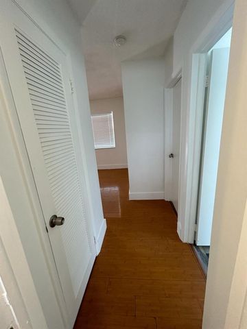 1984 SW 28th Lane A, Fort Lauderdale, FL 33312