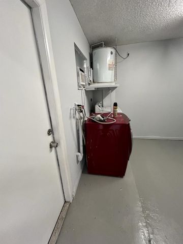 1984 SW 28th Lane A, Fort Lauderdale, FL 33312