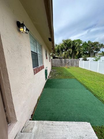 1984 SW 28th Lane A, Fort Lauderdale, FL 33312