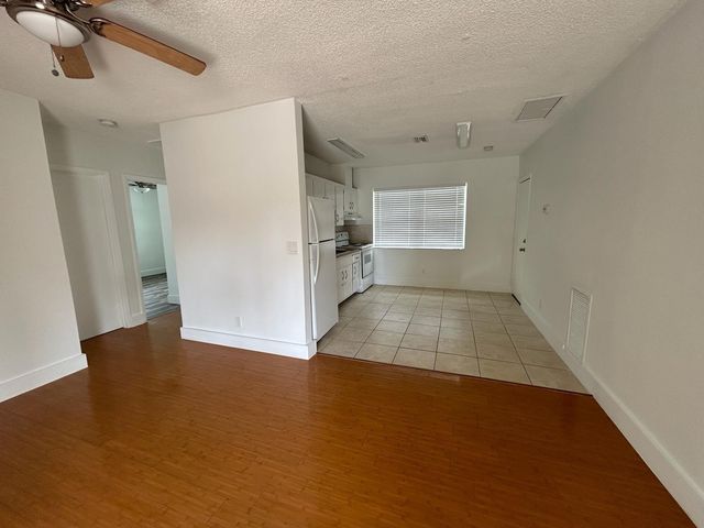 1984 SW 28th Lane A, Fort Lauderdale, FL 33312