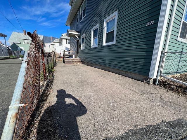 4 Appleton Street 2, Quincy, MA 02171