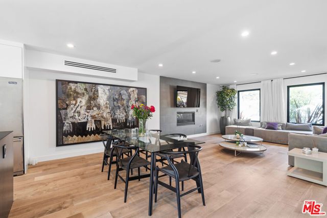 3207 Thatcher Avenue, Marina Del Rey, CA 90292