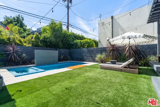 3207 Thatcher Avenue, Marina Del Rey, CA 90292