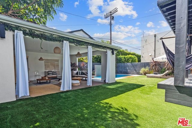3207 Thatcher Avenue, Marina Del Rey, CA 90292