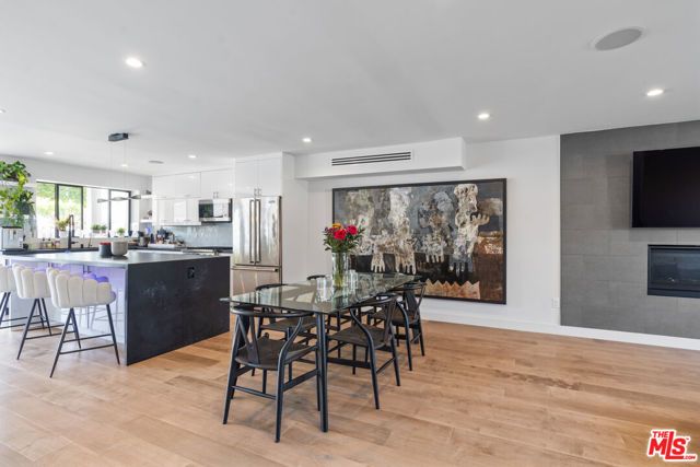 3207 Thatcher Avenue, Marina Del Rey, CA 90292