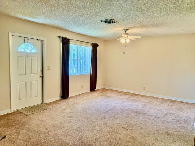 4783 Gladiator Circle, Greenacres, FL 33463