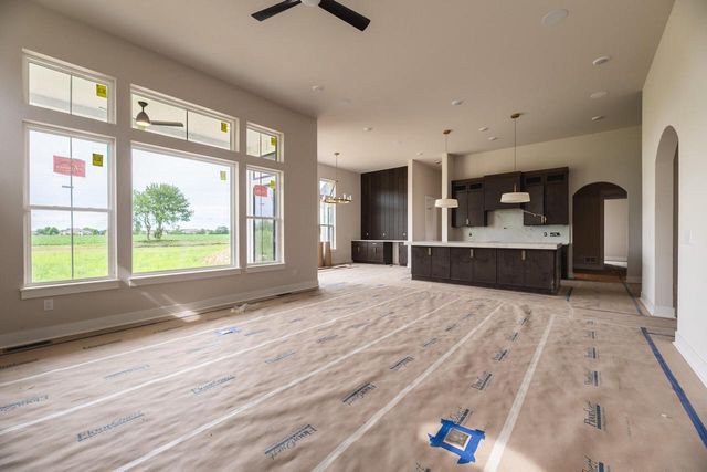 N63W35852 Frederick DRIVE, Oconomowoc, WI 53066
