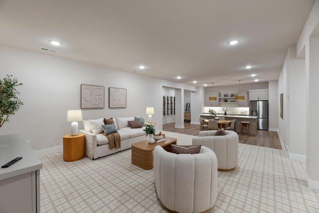 N63W35852 Frederick DRIVE, Oconomowoc, WI 53066